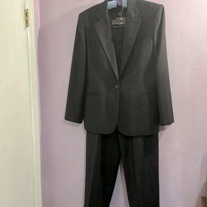 Ralph Lauren Pinstripe Wool Suit size 12 Women’s